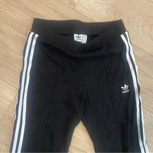 Women’s size large Adidas flared leggings.